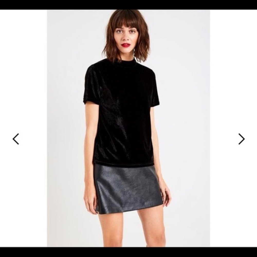 Jack Wills Ryland Velvet Top